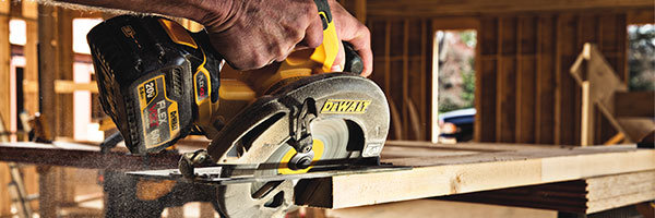 DeWALT saw